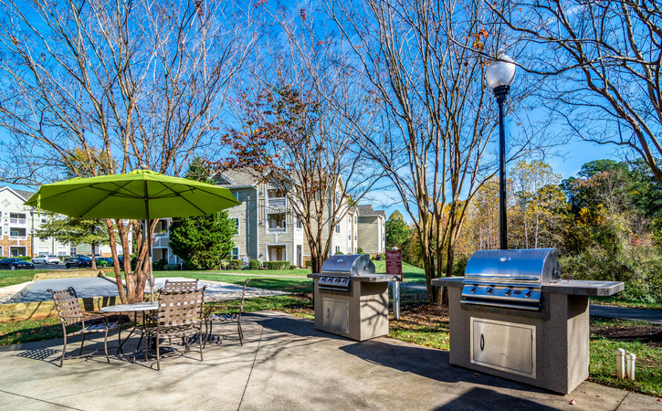 The Greens At Tryon Raleigh NC Apartments Grilling Area