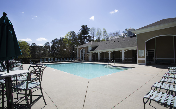 The Greens at Tryon Apartments Raleigh NC Resort Style Pool and Clubhouse